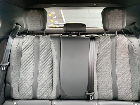 Peugeot 2008 1.2 PureTech Allure SUV 5dr Petrol Manual Euro 6 (s/s) (130 ps) DAB Radio - 11