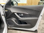 Peugeot 2008 1.2 PureTech Allure SUV 5dr Petrol Manual Euro 6 (s/s) (130 ps) DAB Radio - 19