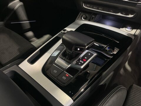 Audi Q5 2.0 TFSI 45 S line Sportback 5dr Petrol S Tronic quattro Euro 6 (s/s) (265 12