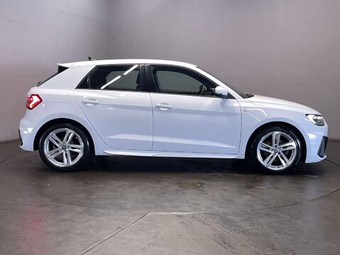 Audi A1 1.0 TFSI 30 S line Sportback 5dr Petrol Manual Euro 6 (s/s) (116 ps) DAB Ra 9