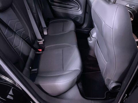 Jeep Avenger 54kWh e-Summit SUV 5dr Electric Auto (156 ps) Air Con - Alloy Wheels 19