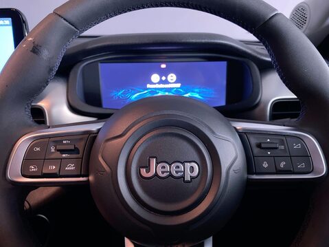 Jeep Avenger 54kWh e-Summit SUV 5dr Electric Auto (156 ps) Air Con - Alloy Wheels 22