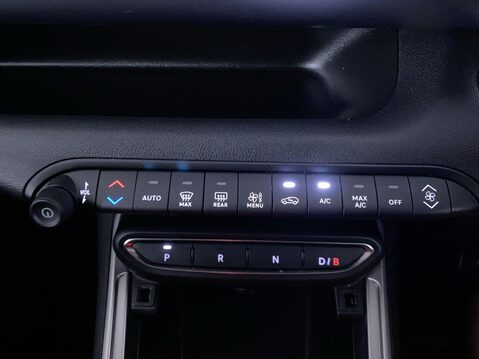 Jeep Avenger 54kWh e-Summit SUV 5dr Electric Auto (156 ps) Air Con - Alloy Wheels 31