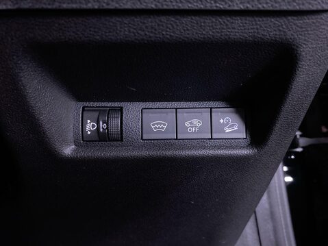 Jeep Avenger 54kWh e-Summit SUV 5dr Electric Auto (156 ps) Air Con - Alloy Wheels 29