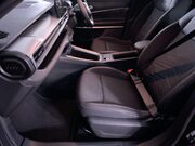 Jeep Avenger 54kWh e-Summit SUV 5dr Electric Auto (156 ps) Air Con - Alloy Wheels 17