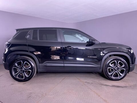 Jeep Avenger 54kWh e-Summit SUV 5dr Electric Auto (156 ps) Air Con - Alloy Wheels 9