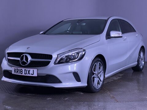 Mercedes-Benz A Class 1.6 A180 Sport Edition Hatchback 5dr Petrol 7G-DCT Euro 6 (s/s) (122 ps) Ai 4