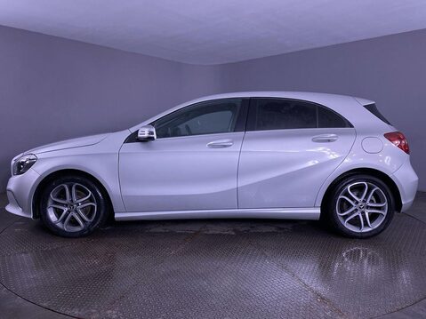 Mercedes-Benz A Class 1.6 A180 Sport Edition Hatchback 5dr Petrol 7G-DCT Euro 6 (s/s) (122 ps) Ai 5
