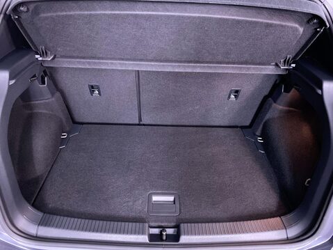 Volkswagen T-Cross 1.0 TSI R-Line SUV 5dr Petrol DSG Euro 6 (s/s) (110 ps) Cruise Control - D 13