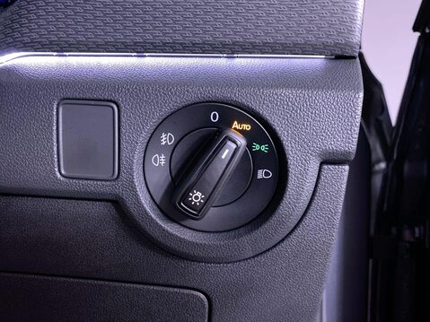 Volkswagen T-Cross 1.0 TSI R-Line SUV 5dr Petrol DSG Euro 6 (s/s) (110 ps) Cruise Control - D 23