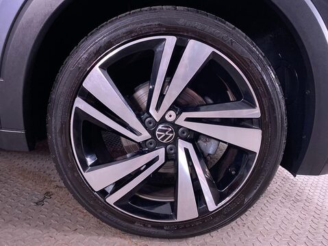 Volkswagen T-Cross 1.0 TSI R-Line SUV 5dr Petrol DSG Euro 6 (s/s) (110 ps) Cruise Control - D 12