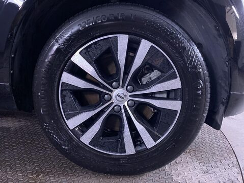 Volvo XC60 2.0 B5 MHEV Core SUV 5dr Petrol Hybrid Auto AWD Euro 6 (s/s) (250 ps) DAB R 12