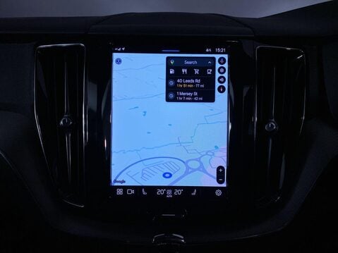 Volvo XC60 2.0 B5 MHEV Core SUV 5dr Petrol Hybrid Auto AWD Euro 6 (s/s) (250 ps) DAB R 20