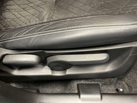 Suzuki Vitara 1.4 Boosterjet SZ5 SUV 5dr Petrol Manual Euro 6 (s/s) (140 ps) Parking Sens 24