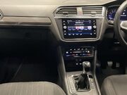 Volkswagen Tiguan Allspace 1.5 TSI Life SUV 5dr Petrol Manual Euro 6 (s/s) (150 ps) DAB Radio - Parkin 16