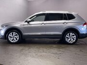Volkswagen Tiguan Allspace 1.5 TSI Life SUV 5dr Petrol Manual Euro 6 (s/s) (150 ps) DAB Radio - Parkin 5