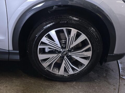 Audi Q4 40 Sport SUV 5dr Electric Auto 82kWh (204 ps) Cruise Control - DAB Radio 12