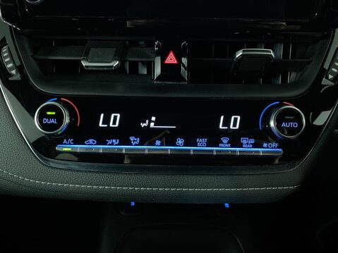 Toyota Corolla 1.8 VVT-h GPF Icon Tech Touring Sports 5dr Petrol Hybrid CVT Euro 6 (s/s) ( 31