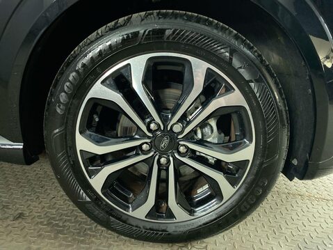 Ford Puma 1.0T EcoBoost MHEV ST-Line SUV 5dr Petrol Hybrid DCT Euro 6 (s/s) (125 ps) 12