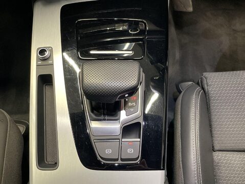 Audi Q5 2.0 TFSIe 50 S line Sportback 5dr Petrol Plug-in Hybrid S Tronic quattro Eu 20