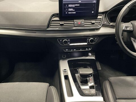 Audi Q5 2.0 TFSIe 50 S line Sportback 5dr Petrol Plug-in Hybrid S Tronic quattro Eu 16