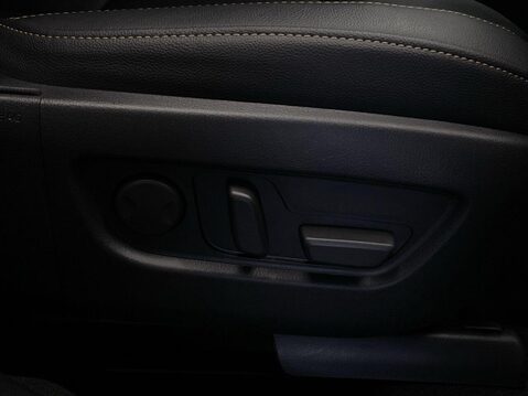 Mazda CX-60 2.5 e-SKYACTIV 17.8kWh Exclusive-Line SUV 5dr Petrol Plug-in Hybrid Auto 4W 22