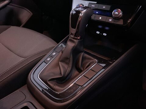 Skoda Fabia 1.0 TSI Design Edition Hatchback 5dr Petrol DSG Euro 6 (s/s) (116 ps) Bluet 21