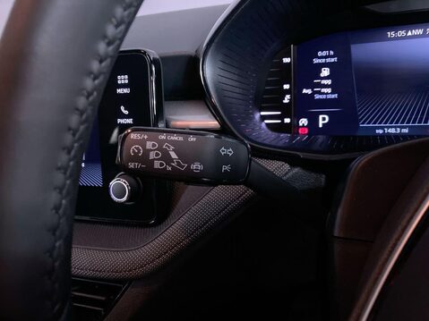 Skoda Fabia 1.0 TSI Design Edition Hatchback 5dr Petrol DSG Euro 6 (s/s) (116 ps) Bluet 25