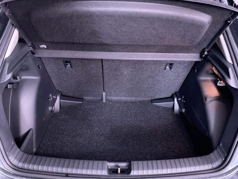 Skoda Fabia 1.0 TSI Design Edition Hatchback 5dr Petrol DSG Euro 6 (s/s) (116 ps) Bluet 13