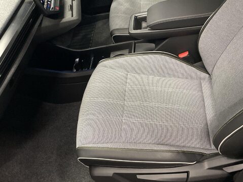 Renault Megane E-Tech 60kWh techno+ Hatchback 5dr Electric Auto (optimum charge) (220 ps) Cruise 17