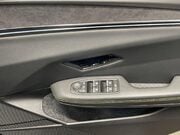 Renault Megane E-Tech 60kWh techno+ Hatchback 5dr Electric Auto (optimum charge) (220 ps) Cruise 25