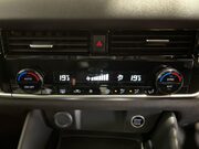 Nissan Qashqai 1.3 DIG-T MHEV N-Connecta SUV 5dr Petrol Hybrid Manual Euro 6 (s/s) (140 ps 9