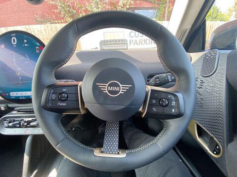 Mini Cooper SE 54.2kWh Classic Hatchback 3dr Electric Auto (218 ps) Cruise Control - D 15