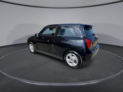 Mini Cooper SE 54.2kWh Classic Hatchback 3dr Electric Auto (218 ps) Cruise Control - D 16