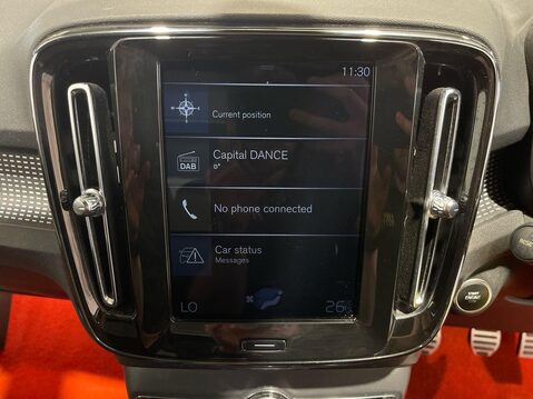 Volvo XC40 1.5 T3 R-Design SUV 5dr Petrol Manual Euro 6 (s/s) (156 ps) Cruise - Sat Na 4