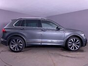 Volkswagen Tiguan 2.0 TDI R-Line Tech SUV 5dr Diesel DSG Euro 6 (s/s) (150 ps) Cruise Contro 9