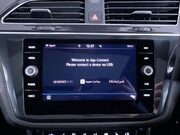 Volkswagen Tiguan 2.0 TDI R-Line Tech SUV 5dr Diesel DSG Euro 6 (s/s) (150 ps) Cruise Contro 32