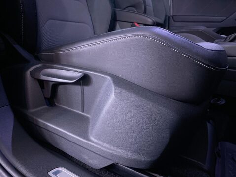 Volkswagen Tiguan 2.0 TDI R-Line Tech SUV 5dr Diesel DSG Euro 6 (s/s) (150 ps) Cruise Contro 26