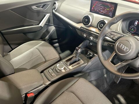 Audi Q2 1.5 TFSI CoD 35 Sport SUV 5dr Petrol S Tronic Euro 6 (s/s) (150 ps) One Own 15