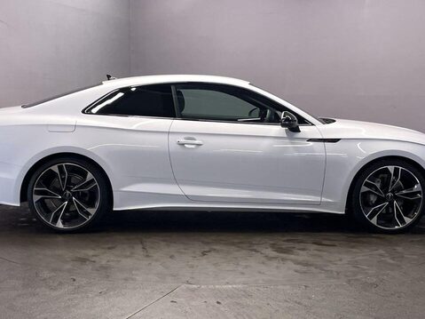 Audi A5 2.0 TFSI 40 Black Edition Coupe 2dr Petrol S Tronic Euro 6 (s/s) (204 ps) A 9