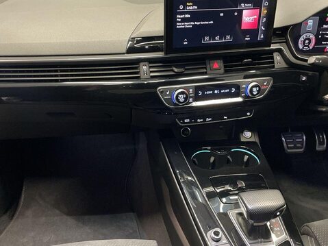 Audi A5 2.0 TFSI 40 Black Edition Coupe 2dr Petrol S Tronic Euro 6 (s/s) (204 ps) A 16