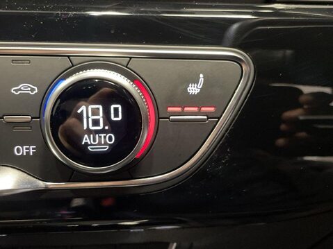 Audi A5 2.0 TFSI 40 Black Edition Coupe 2dr Petrol S Tronic Euro 6 (s/s) (204 ps) A 23