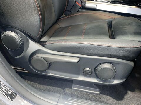 Mercedes-Benz EQB EQB 350 66.5kWh AMG Line (Premium) SUV 5dr Electric Auto 4MATIC (292 ps) Pa 6