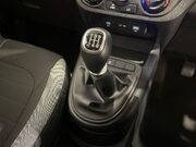 Hyundai i10 1.0 Advance Hatchback 5dr Petrol Manual Euro 6 (s/s) (67 ps) Cruise Contro 18