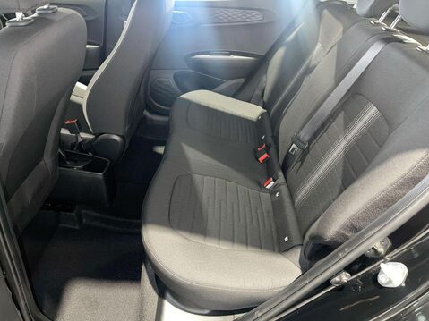 Hyundai i10 1.0 Advance Hatchback 5dr Petrol Manual Euro 6 (s/s) (67 ps) Cruise Contro 17