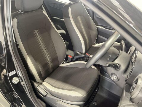 Hyundai i10 1.0 Advance Hatchback 5dr Petrol Manual Euro 6 (s/s) (67 ps) Cruise Contro 14