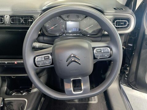 Citroen C3 1.2 PureTech PLUS Hatchback 5dr Petrol Manual Euro 6 (s/s) (83 ps) Air Con 3