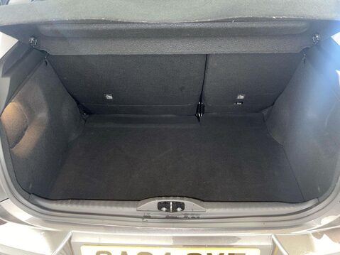 Citroen C3 1.2 PureTech PLUS Hatchback 5dr Petrol Manual Euro 6 (s/s) (83 ps) Air Con 10