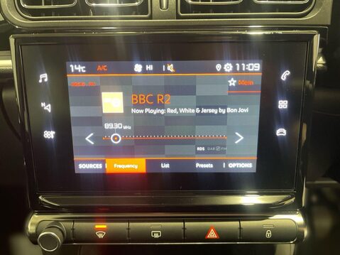 Citroen C3 1.2 PureTech PLUS Hatchback 5dr Petrol Manual Euro 6 (s/s) (83 ps) Air Con 4