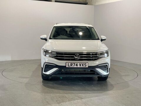 Volkswagen Tiguan Allspace 1.5 TSI Life SUV 5dr Petrol DSG Euro 6 (s/s) (150 ps) Air Con - Alloys Whee 3